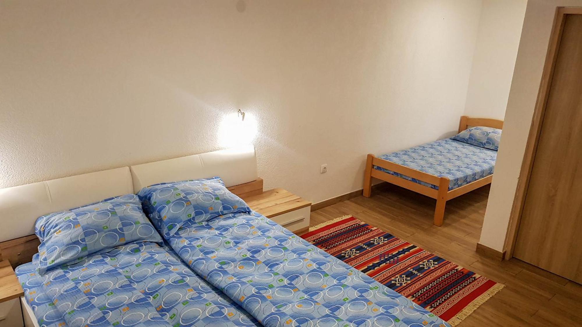 Rafting Camp Encijan Hotell Foca Rum bild