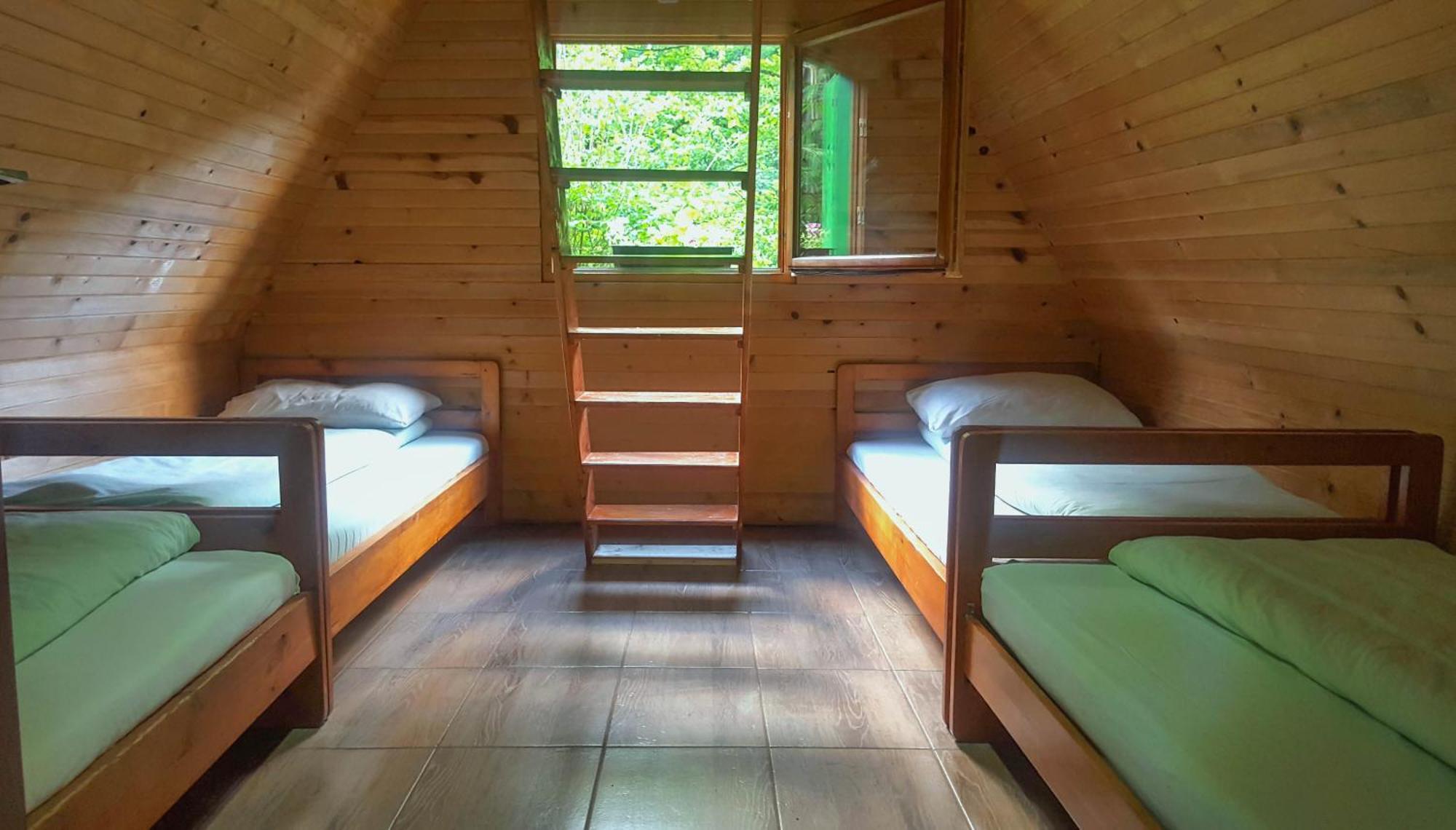 Rafting Camp Encijan Hotell Foca Rum bild